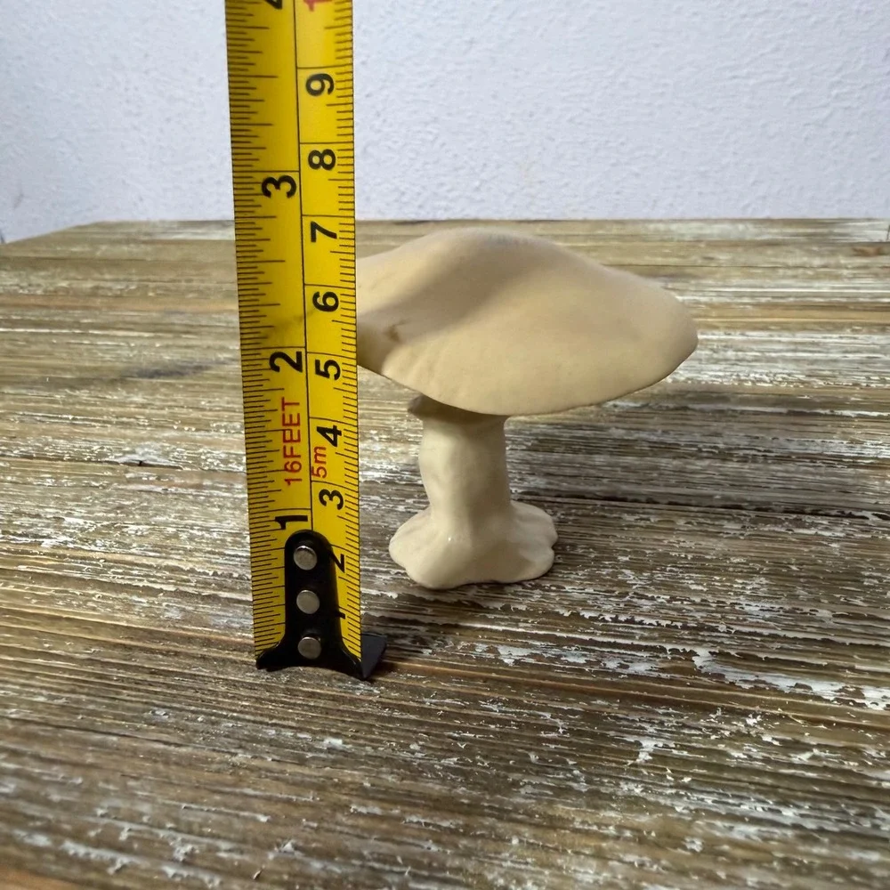 N/A vintage ceramic